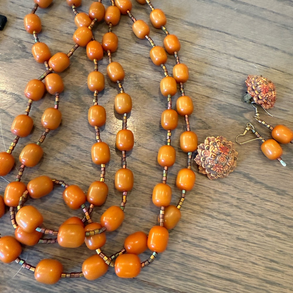 vintage Vibrant Orange Beaded Necklace and Earring Set!